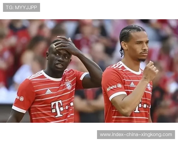 拜仁萨内强势兜射皮球直入死角无法阻挡 拜仁萨内强势兜射皮球直入死角无法阻挡