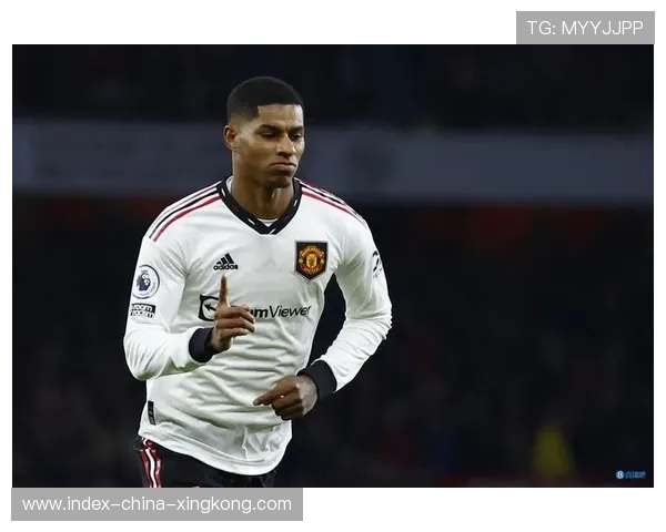 拉什福德弧顶抽射踢破僵局